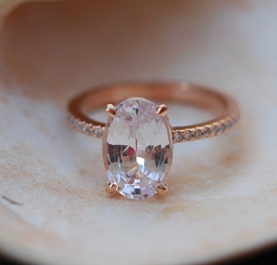 anillo de zafiro con diamantes